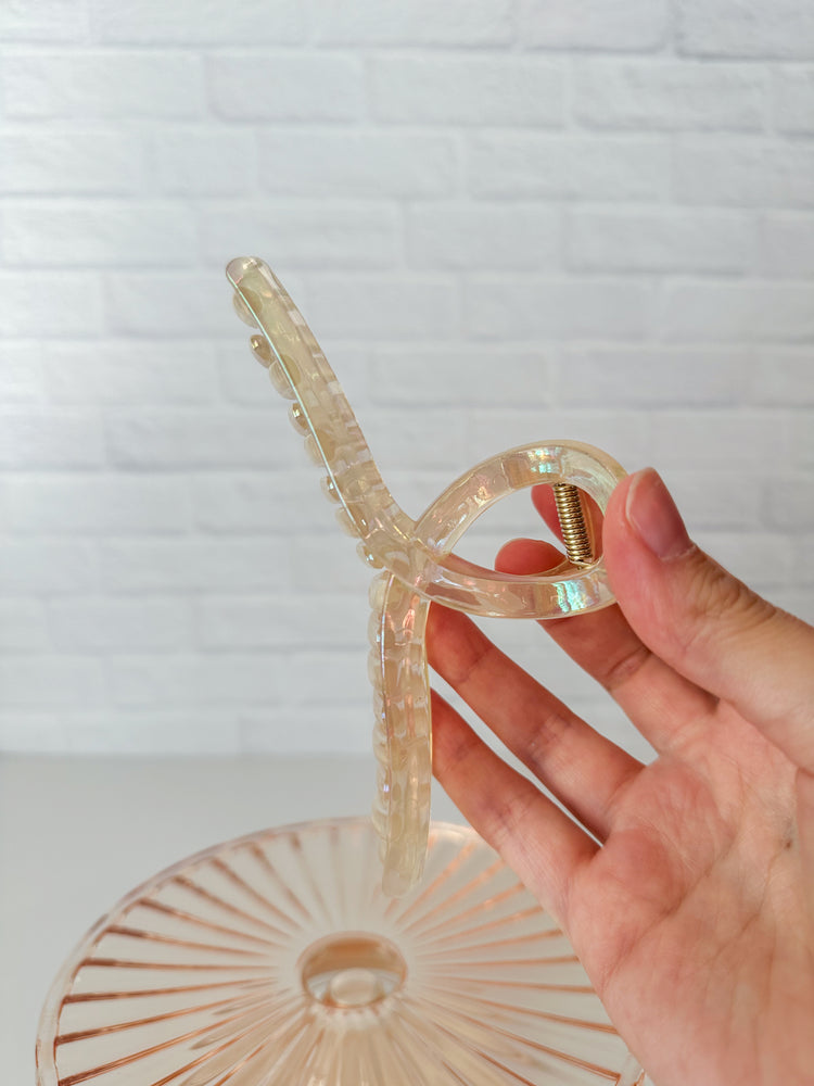 Swirl Iridescent Claw Clip