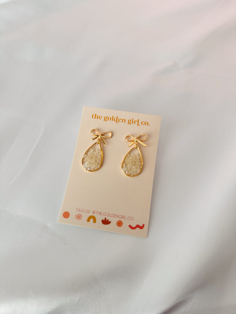 Queen Anne Teardrop Bow Dangles