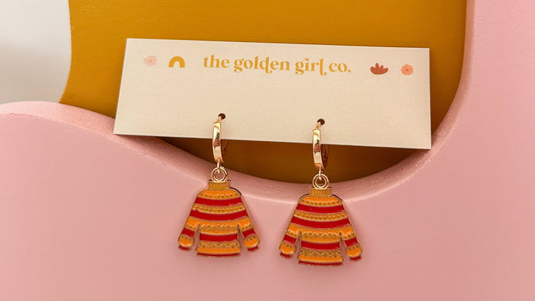 Sweater Huggie Hoops