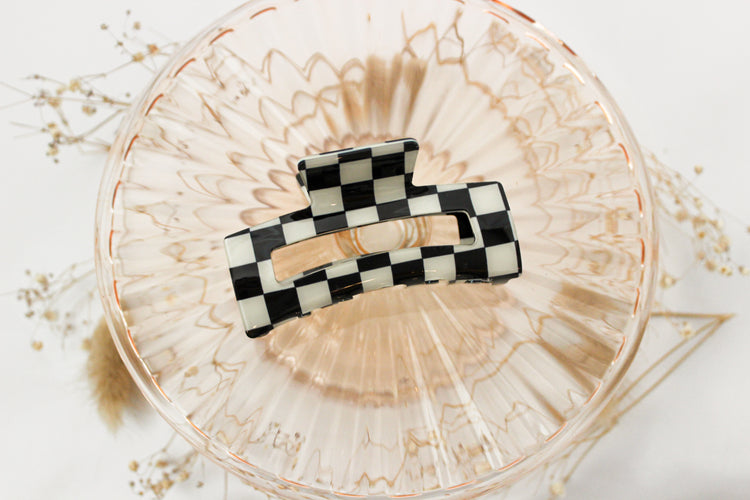 B&W Checkered Claw Clip