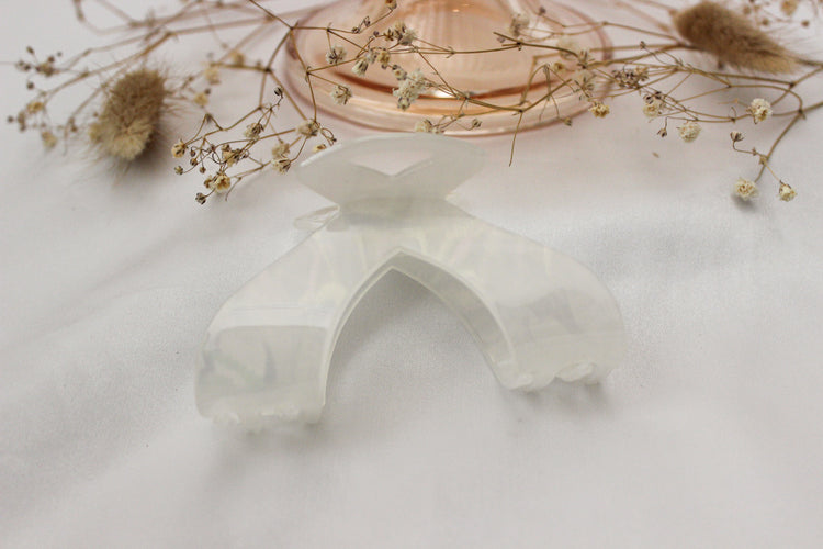 Pearly Triangle Claw Clip
