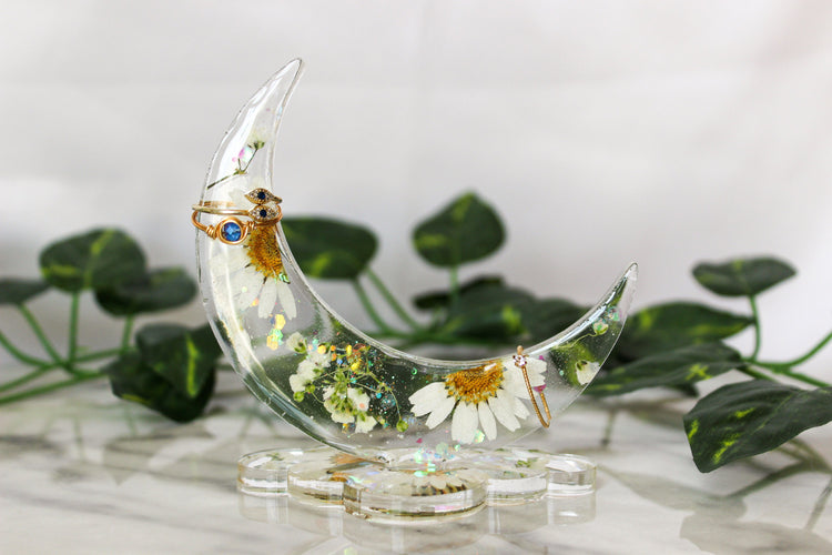 Crescent Moon Ring Holder | Resin Ring Holder | Resin Jewelry Stand | Room Decor | Pressed Flowers
