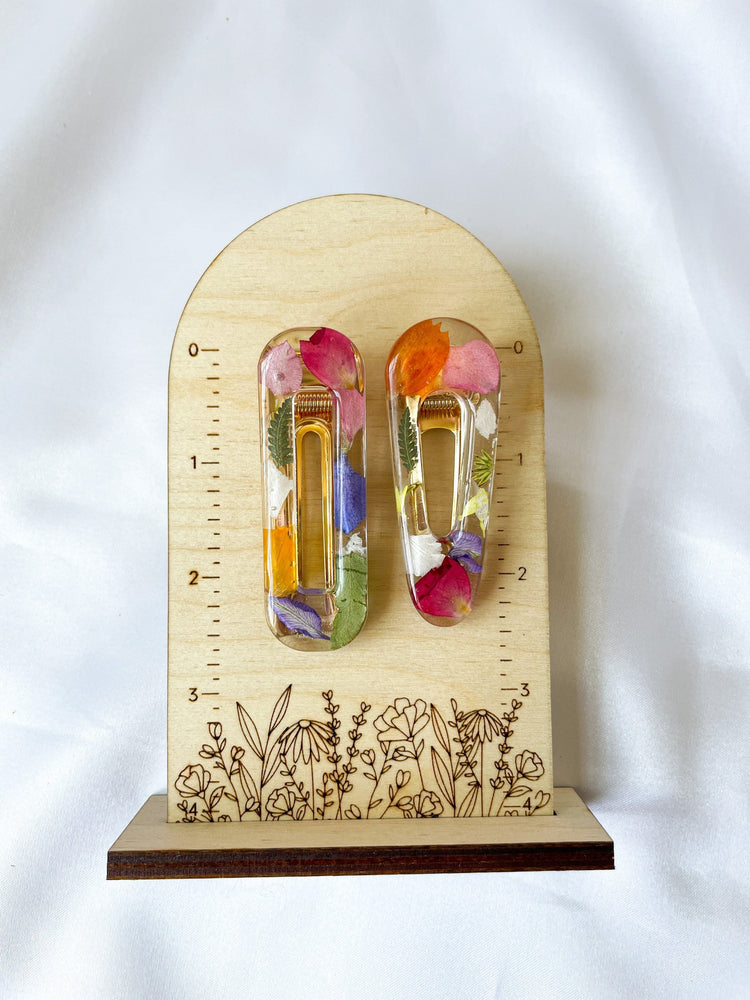 Pressed Flower Resin Hair Clips | Single Gold Hair Clip | Pressed Flower Confetti | Boho Style | Dainty Hair Clip