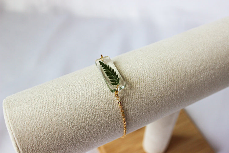 Resin Fern Bracelet | Pressed Flower Resin Bracelet | Minimalist Jewelry | Lightweight Statement Bracelet | Dainty Gold Bracelet