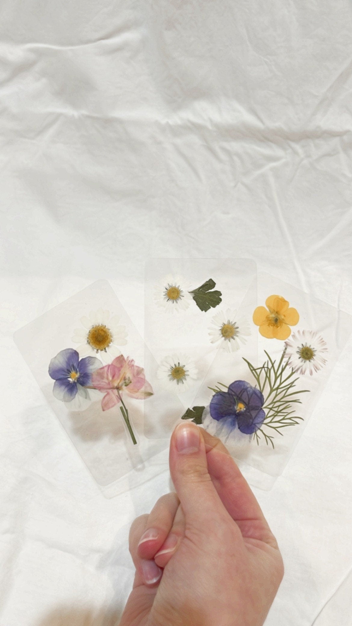Pressed Flower Bookmark  How to Make Dried Flower Bookmarks 