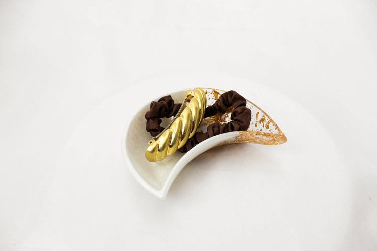 Handmade Resin Moon Trinket Dish | Crescent Moon Ring Holder | Minimalist Decor | Boho Room Decor | Celestial Jewelry Dish | Gift for Her