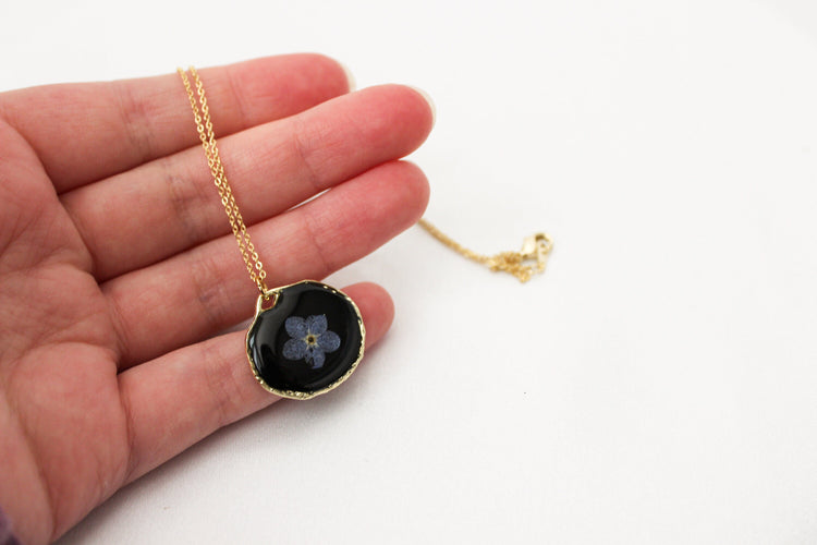 Pressed Flower Resin Necklace | Dainty Gold Necklace | Minimalist Gold Jewelry | Holiday Gift for Her | Small Floral Pendant Necklace