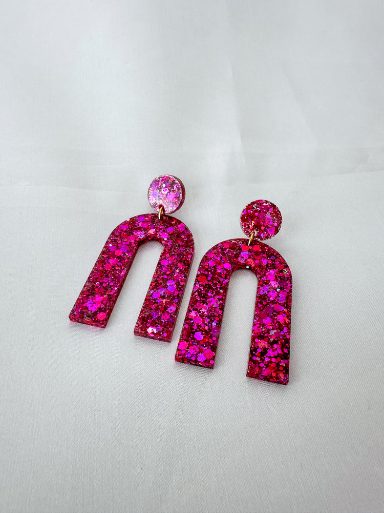 Pink glitter arch dangles