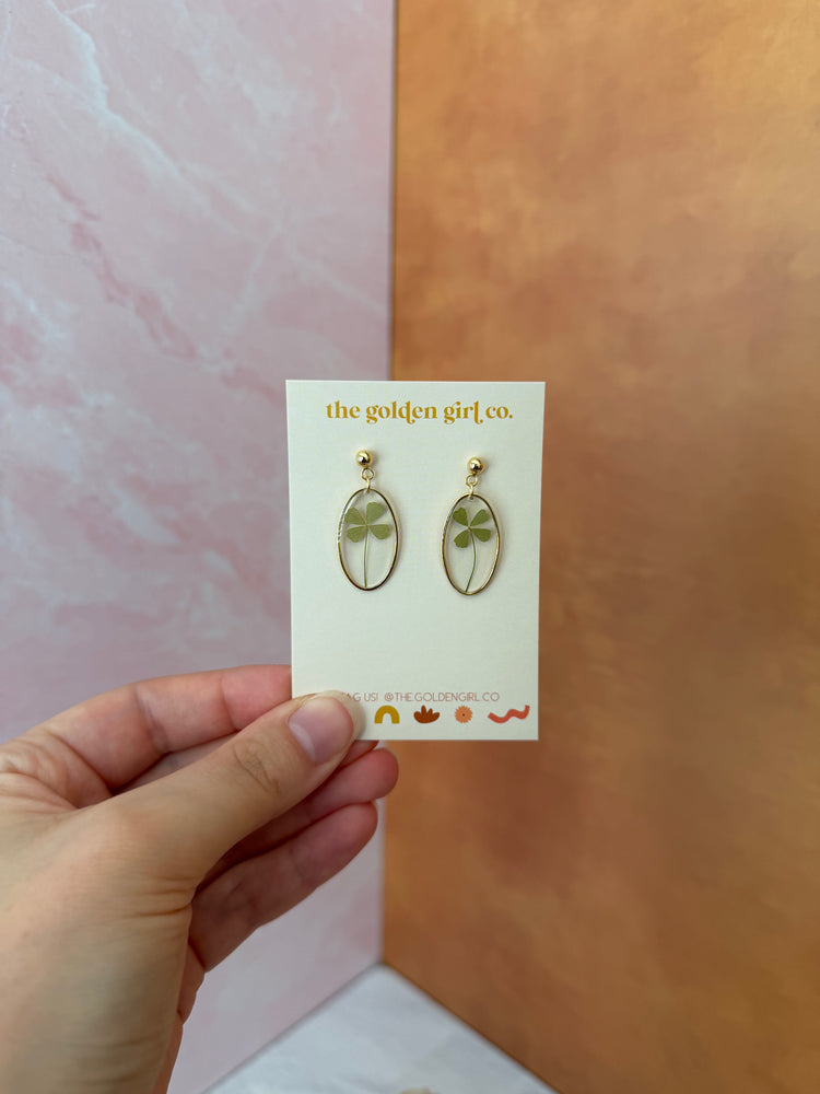 Clover Oval Dangles