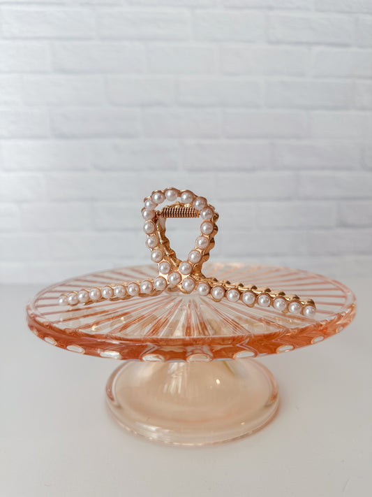 Swirl Pearl Claw Clip