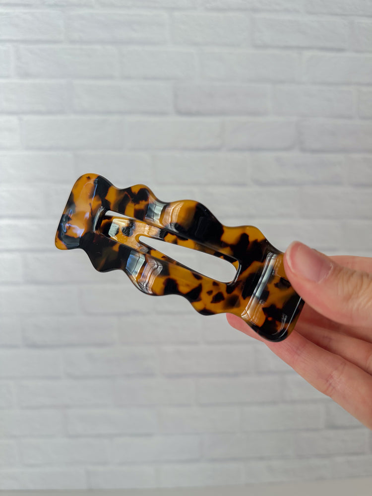 Squiggle Tortoise Claw Clip
