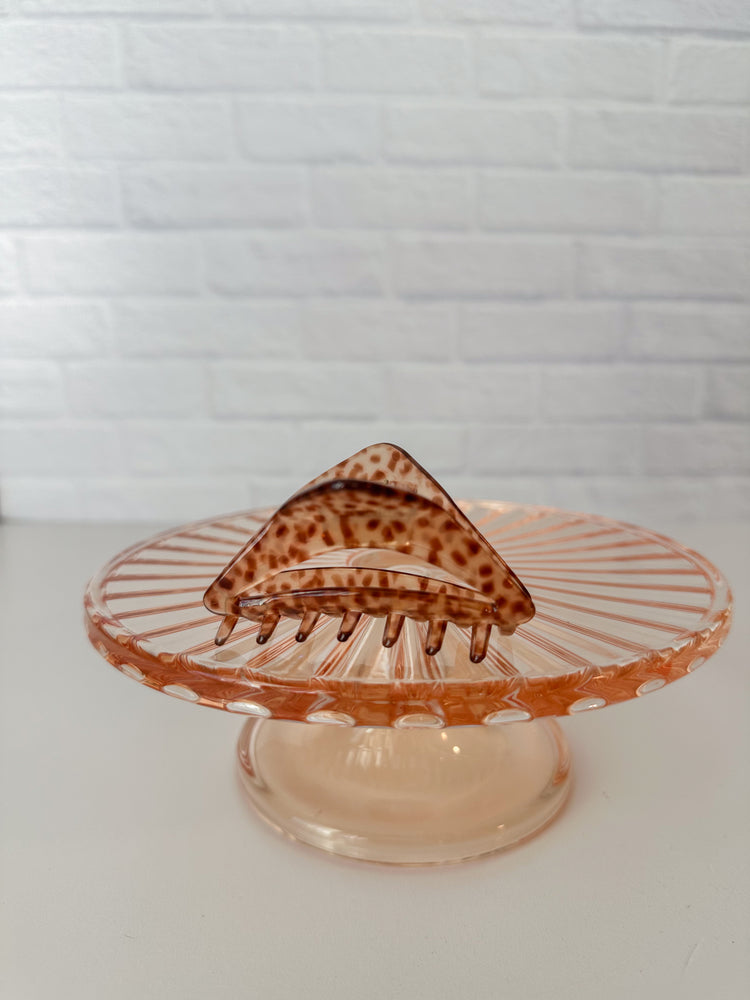 Spotted Triangle Claw Clip