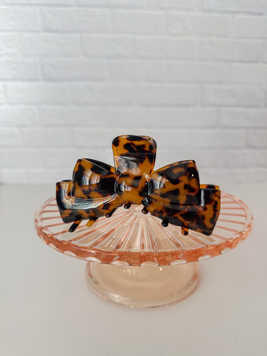 Tortoise Bow Claw Clip
