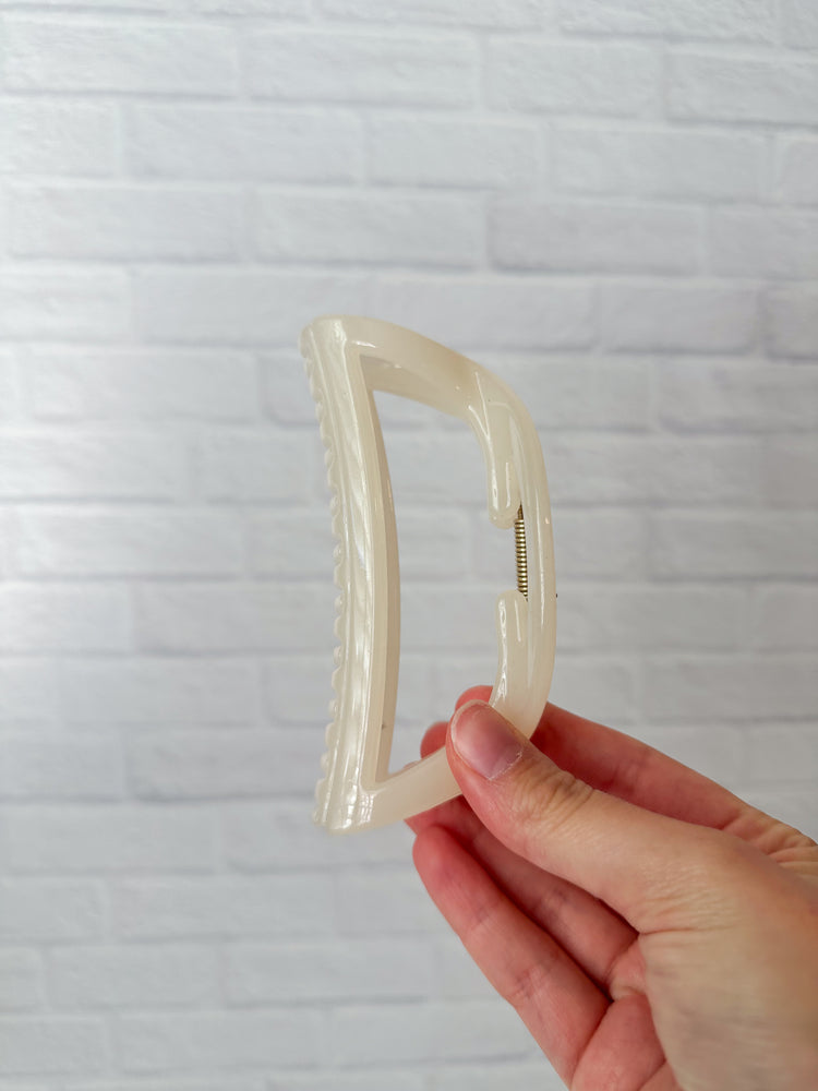 Open Crescent Claw Clip