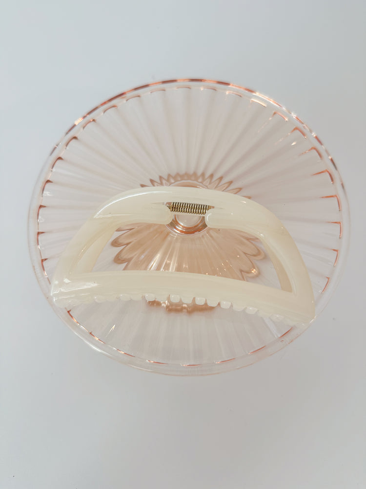 Open Crescent Claw Clip