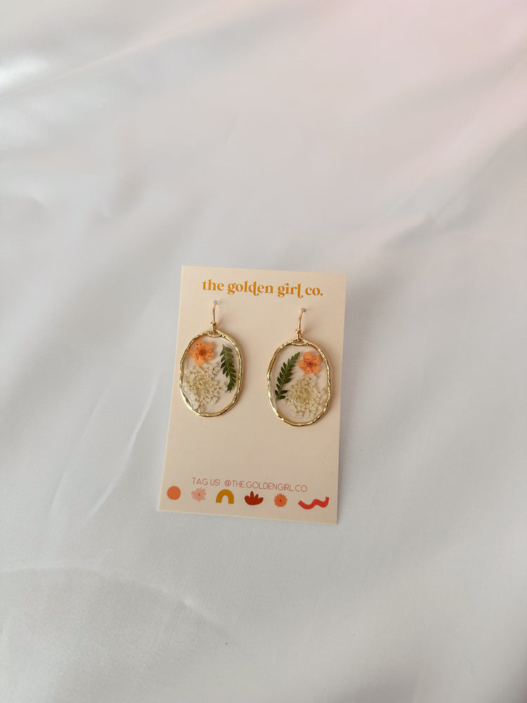 Oval Garden Dangles