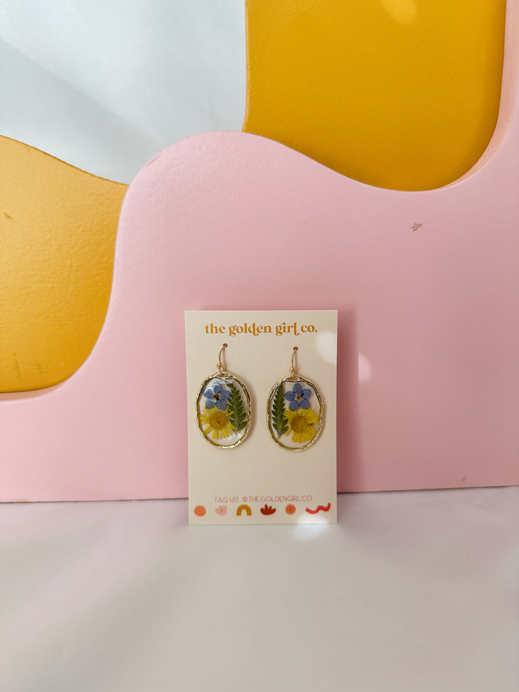 Oval Garden Dangles