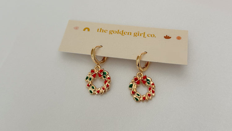 Gold Wreath Huggie Hoops