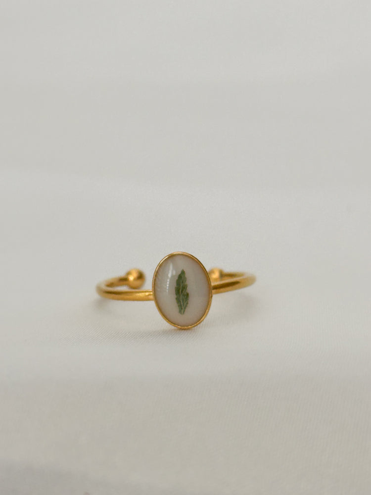 Dainty Pressed Flower Adjustable Ring (Oval)