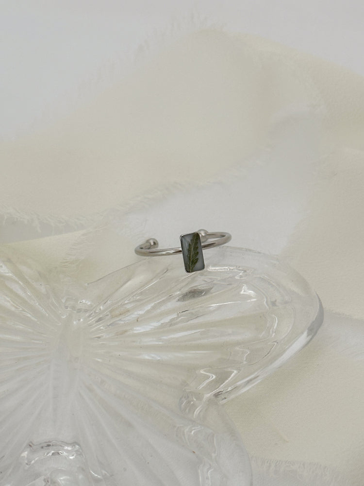 Dainty Pressed Flower Adjustable Ring (Rectangle)
