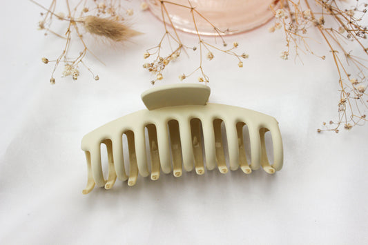 Large Ivory Claw Clip