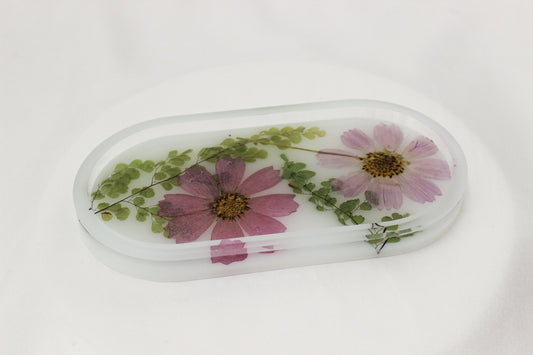 Handmade Resin Pill Tray | Dried Flowers | Bathroom Vanity Tray | Catch All Dish | Trinket Tray | Boho Decor | Bright Floral Resin Tray |